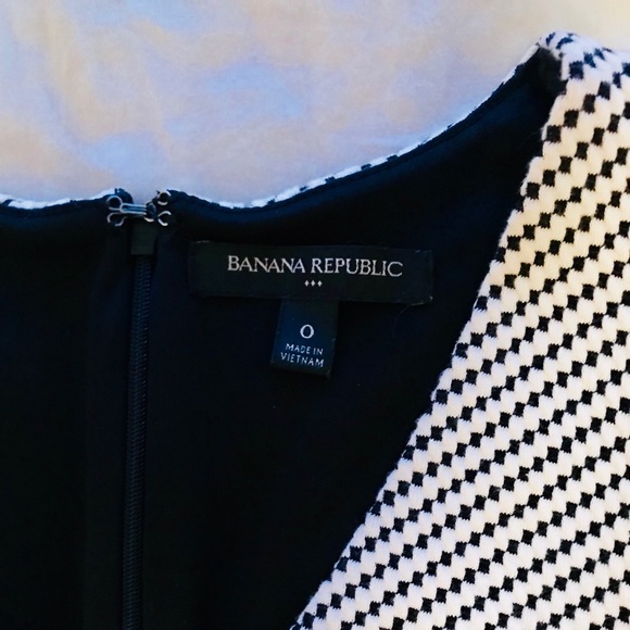 Black and white Peplum top! - Picture 4 of 4